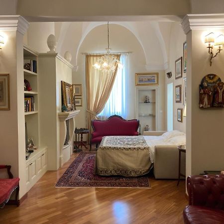 B&B Ai Due Santi Lecce Dış mekan fotoğraf